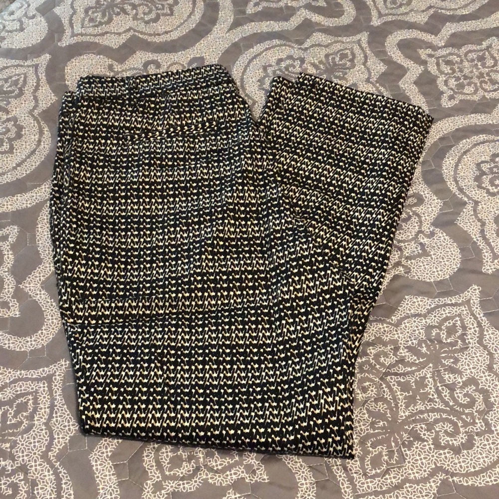 Avon Signature Collection Pants - Picture 3 of 6